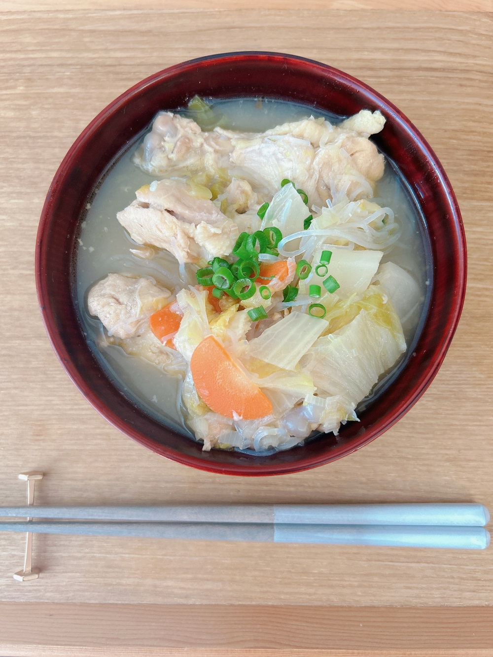 野菜たっぷり和風春雨チキンスープ