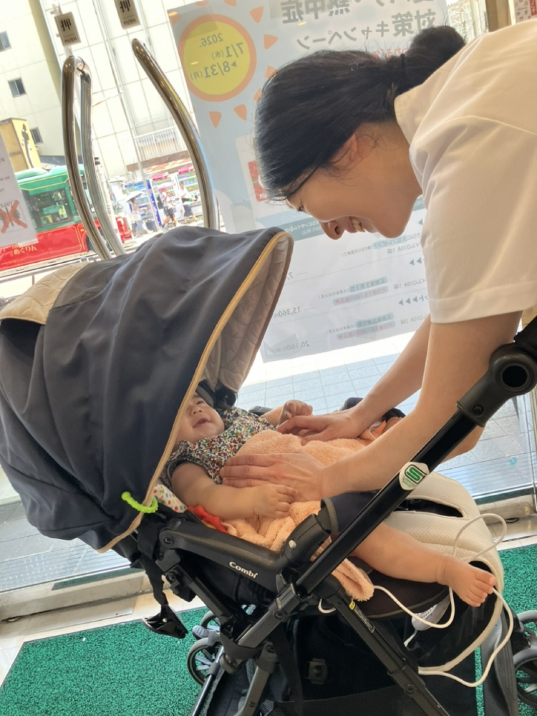 産後のお客様がベビーカーで赤ちゃんと一緒にご来店されました!